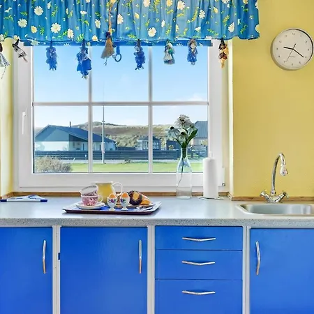 Awesome In With 3 Bedrooms